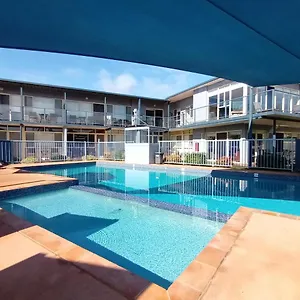 grandeur-holiday-units.hotelsbyronbayaustralia.com/
