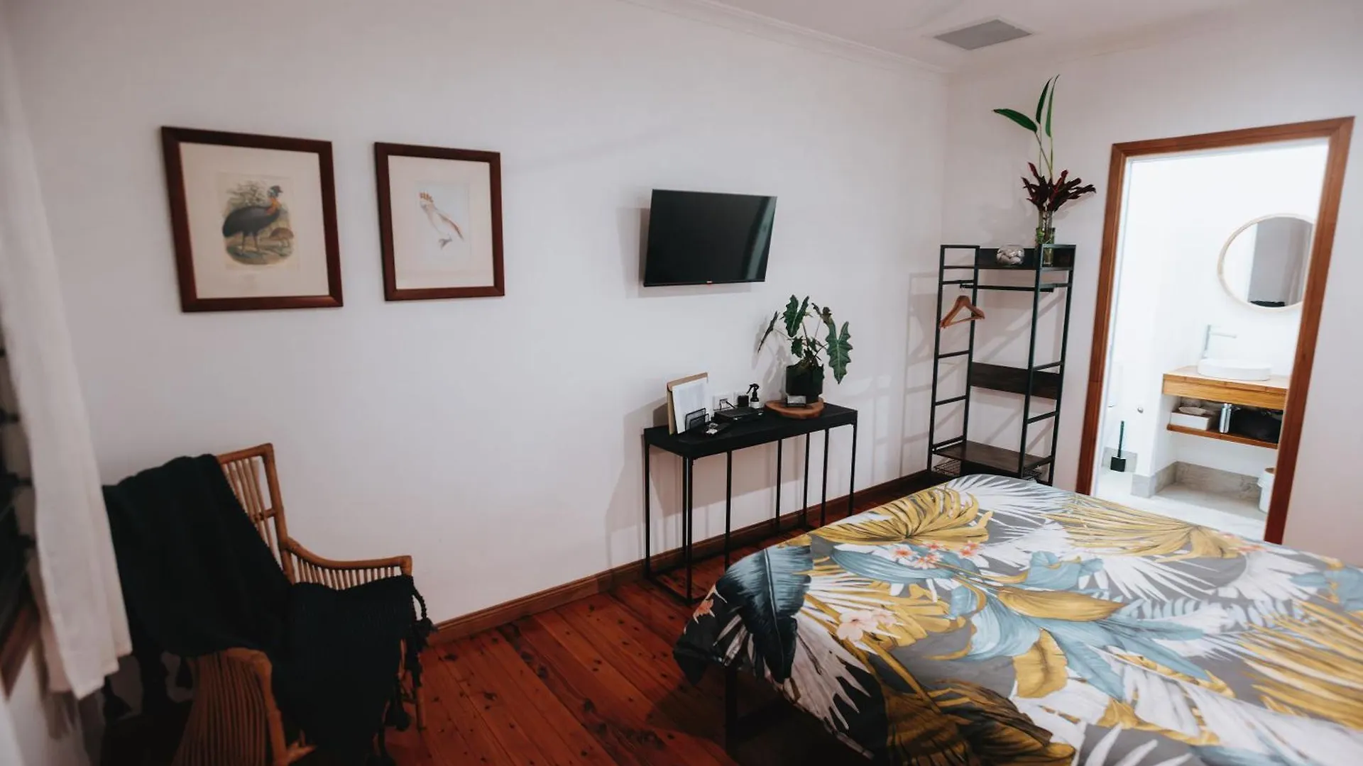 Paperbark Retreat Bed & Breakfast Cooktown 0*,  Australia