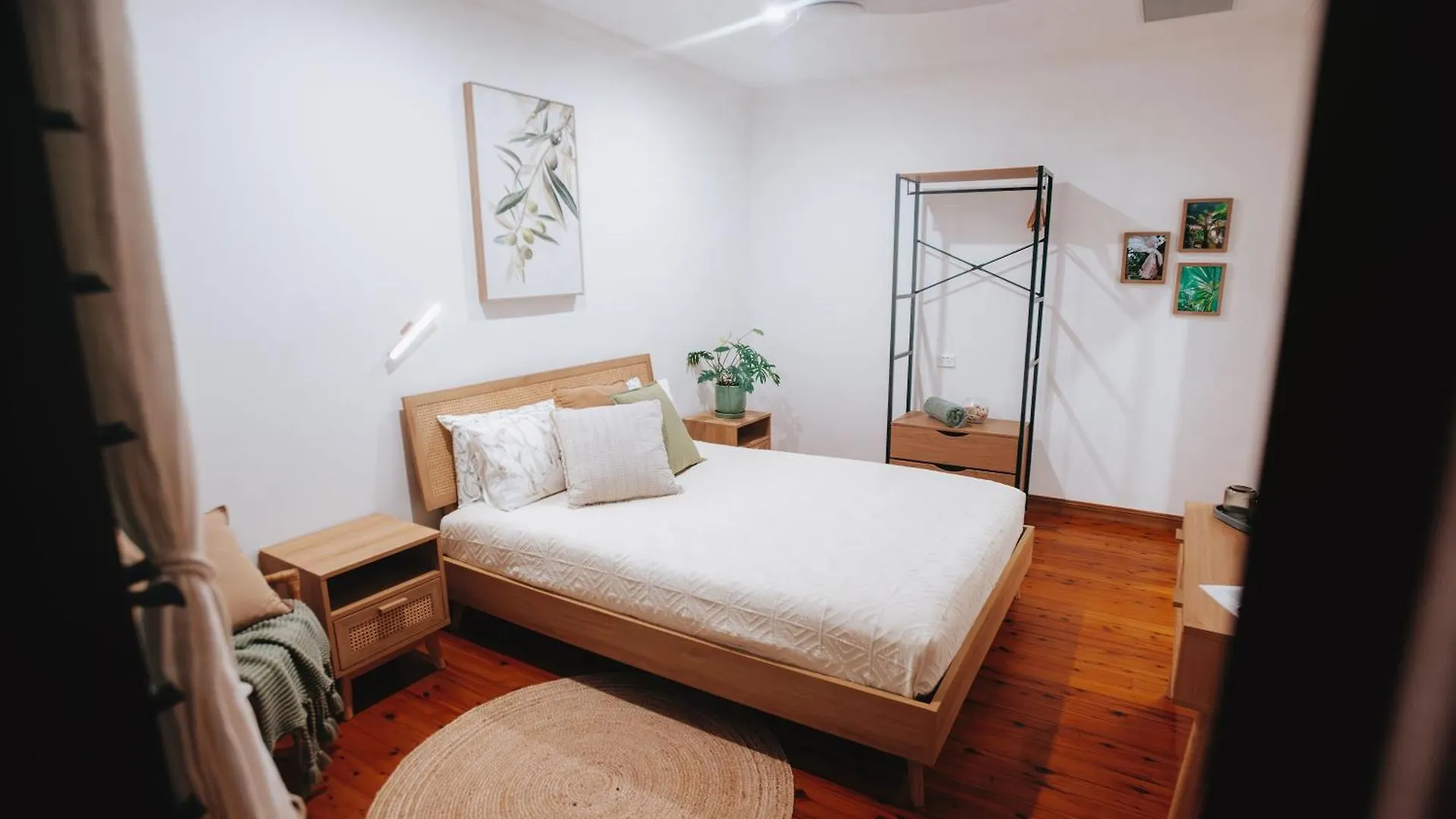 Paperbark Retreat Bed & Breakfast Cooktown Australia